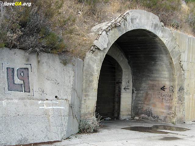 Кацивели, вход в тоннель.  http://iloveua.org/article/114